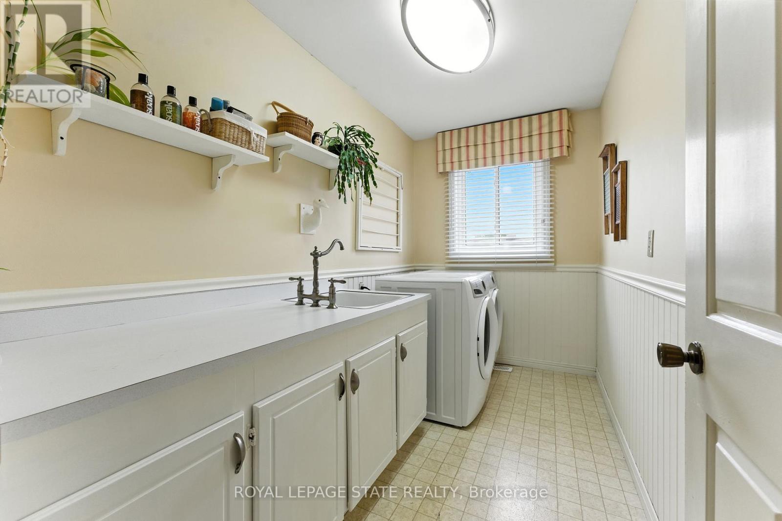 Photo 30 of 3 Atkins Drive, Hamilton ON