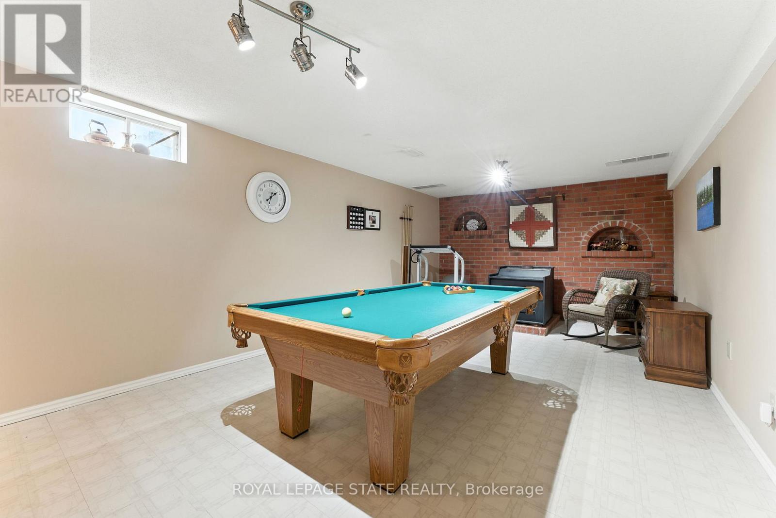 Photo 35 of 3 Atkins Drive, Hamilton ON