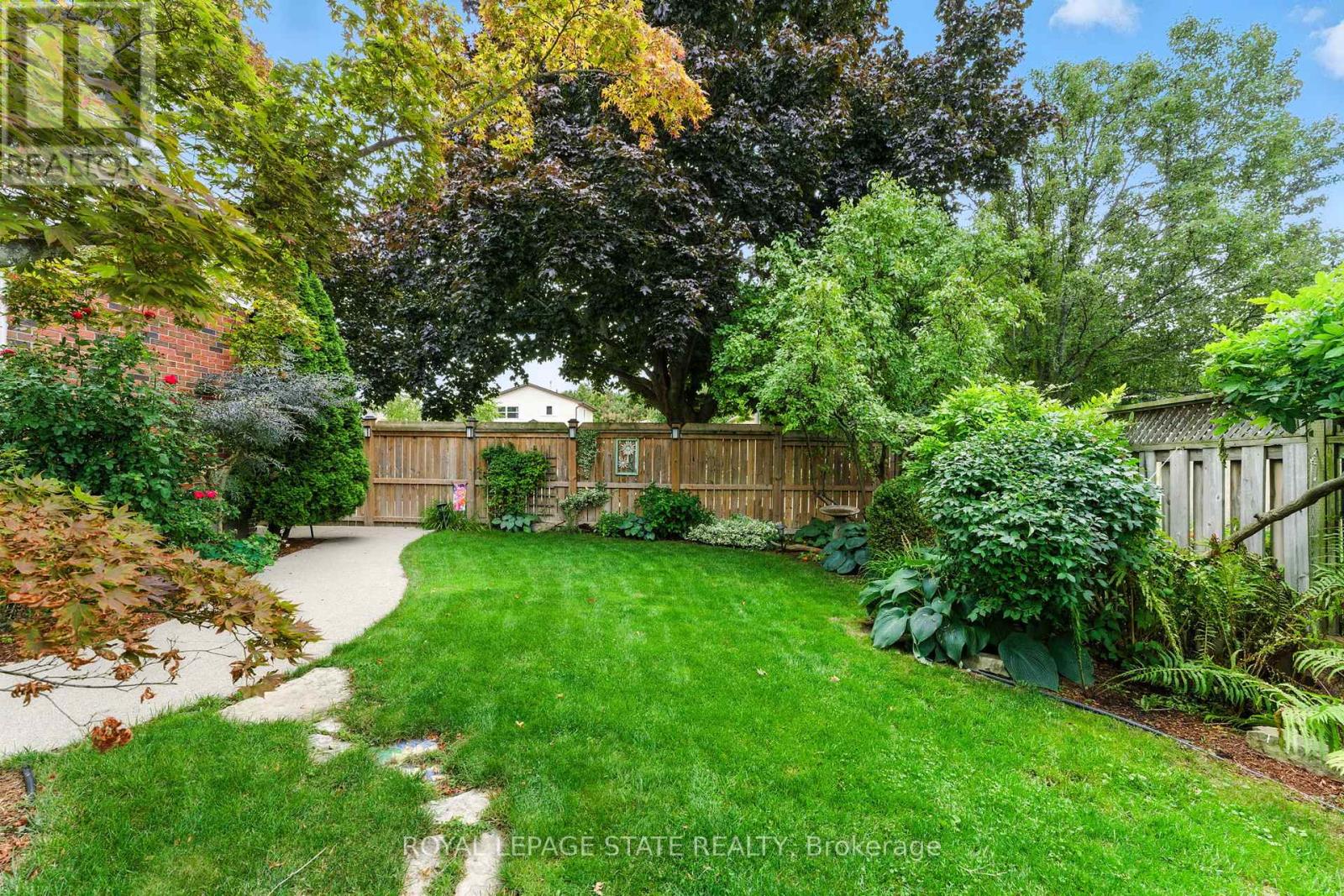 Photo 39 of 3 Atkins Drive, Hamilton ON