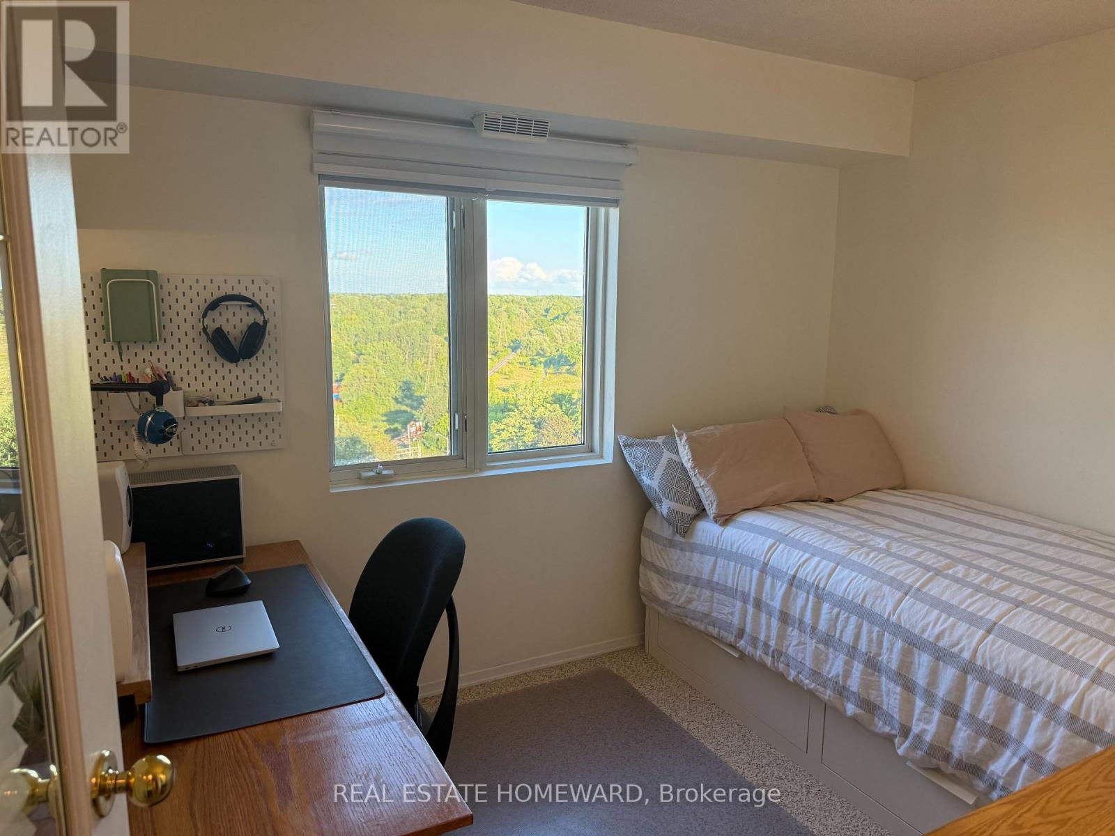 Photo 9 of 1505 860 Commissioners Road E, London South ON