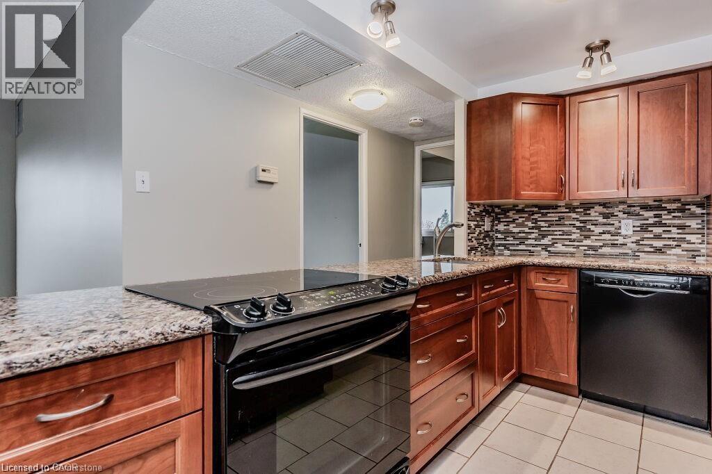 Photo 14 of 260 Sheldon Avenue N Unit 808, Kitchener ON
