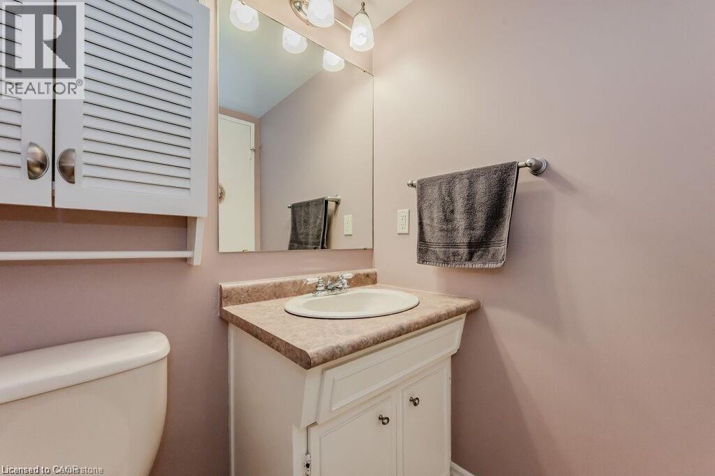 Photo 18 of 260 Sheldon Avenue N Unit 808, Kitchener ON