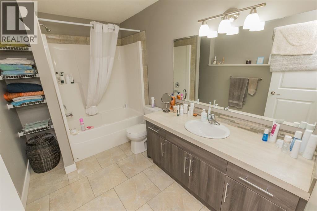 Photo 13 of 11334 105 Avenue, Grande Prairie AB