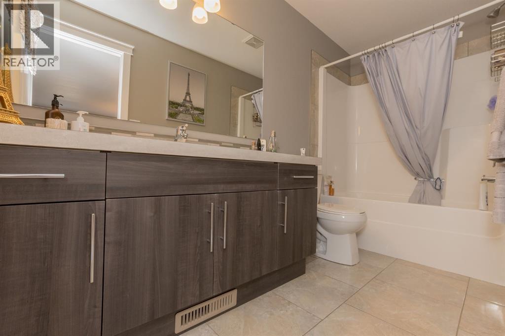 Photo 10 of 11334 105 Avenue, Grande Prairie AB