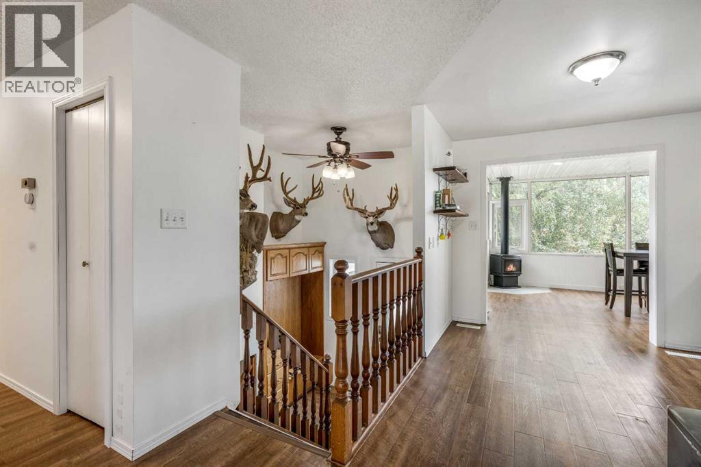 Photo 8 of 6017 57 Street, Taber AB
