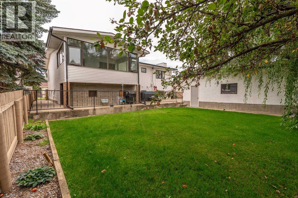 Photo 37 of 6017 57 Street, Taber AB
