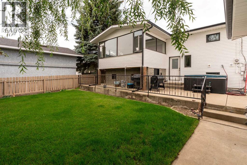 Photo 39 of 6017 57 Street, Taber AB