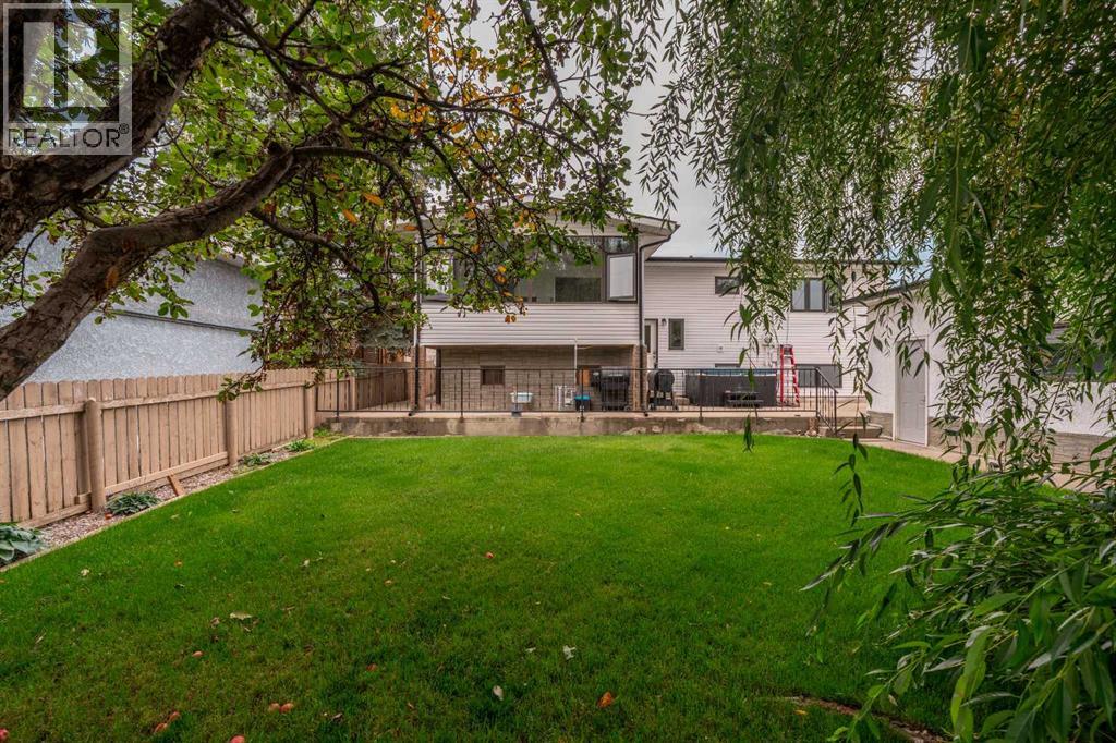 Photo 36 of 6017 57 Street, Taber AB