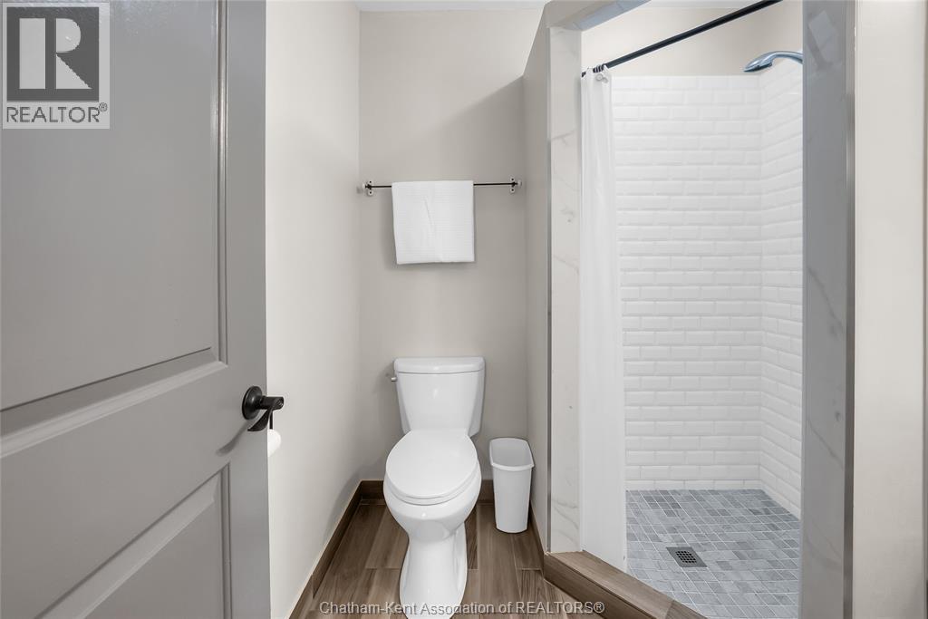 Photo 41 of 1311 Bluff Line, Wheatley ON