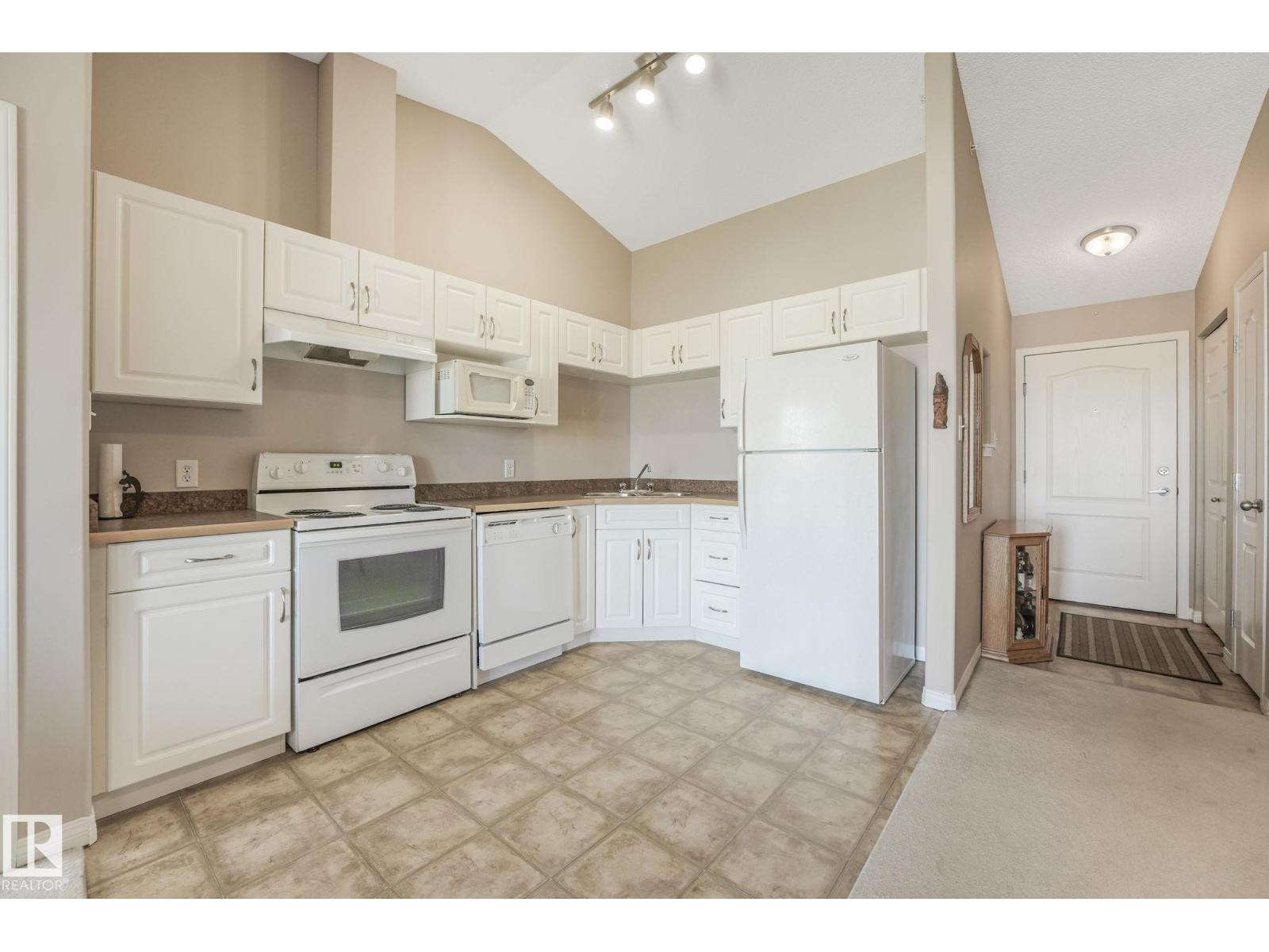Photo 16 of 428 3425 19 St Nw, Edmonton AB