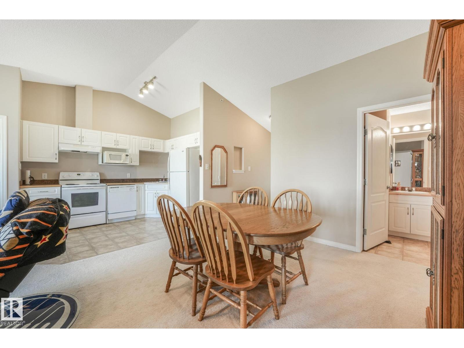 Photo 13 of 428 3425 19 St Nw, Edmonton AB