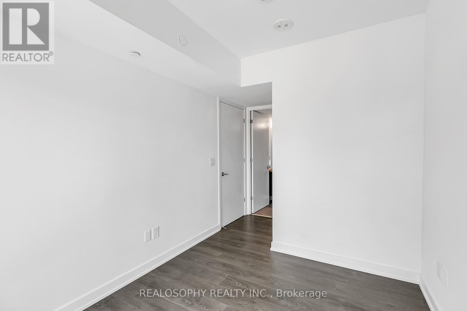 Photo 10 of 306 8 Tippett Road, Toronto ON