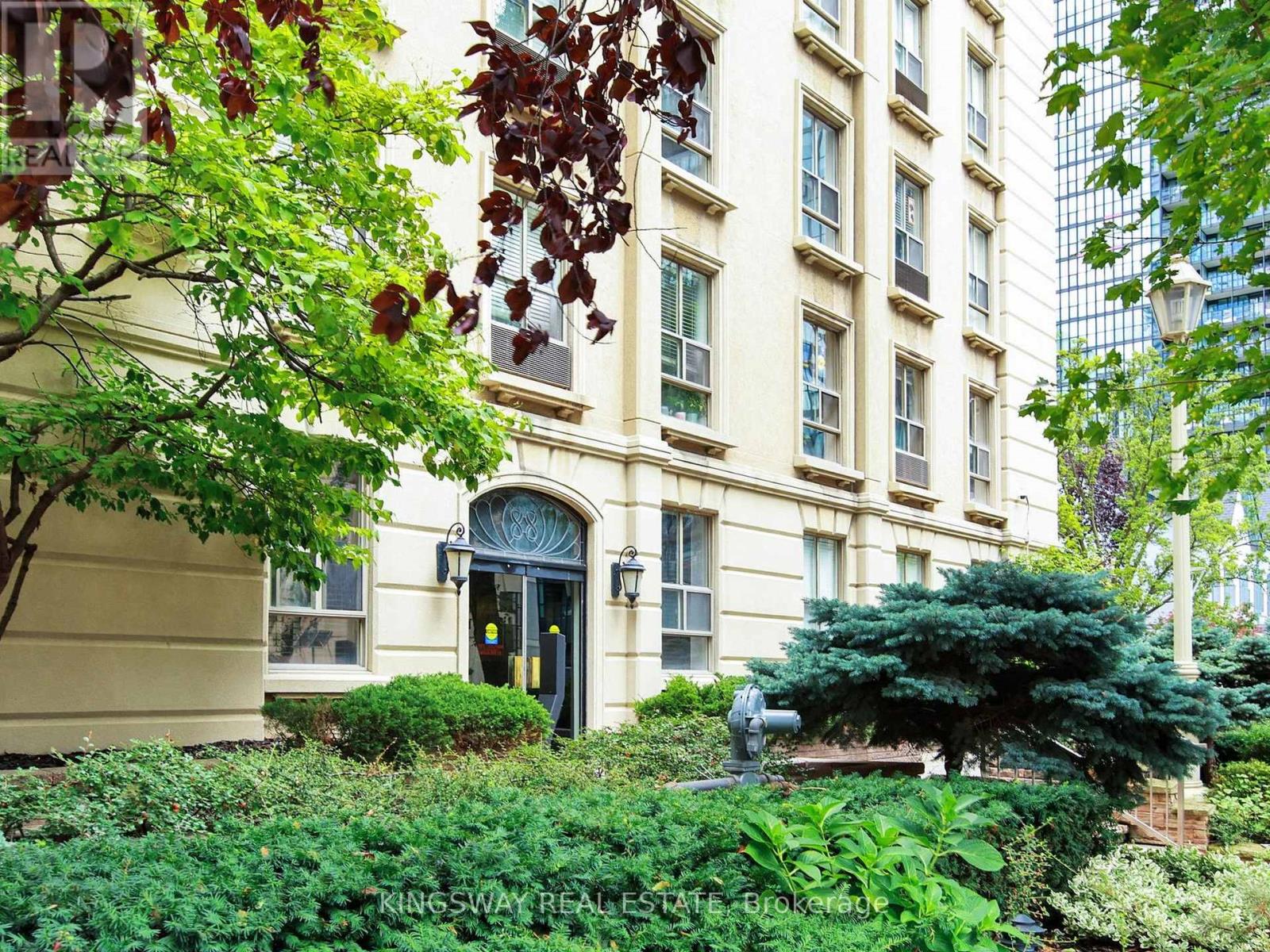 Photo 1 of 506 88 Charles Street E, Toronto ON
