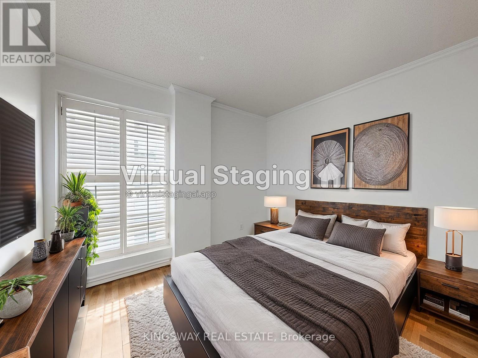 Photo 12 of 506 88 Charles Street E, Toronto ON