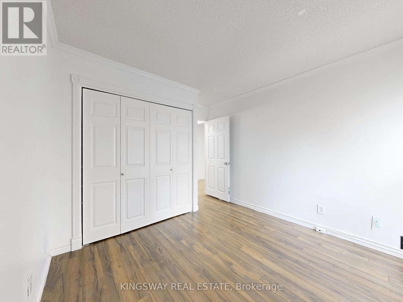 Photo 14 of 506 88 Charles Street E, Toronto ON