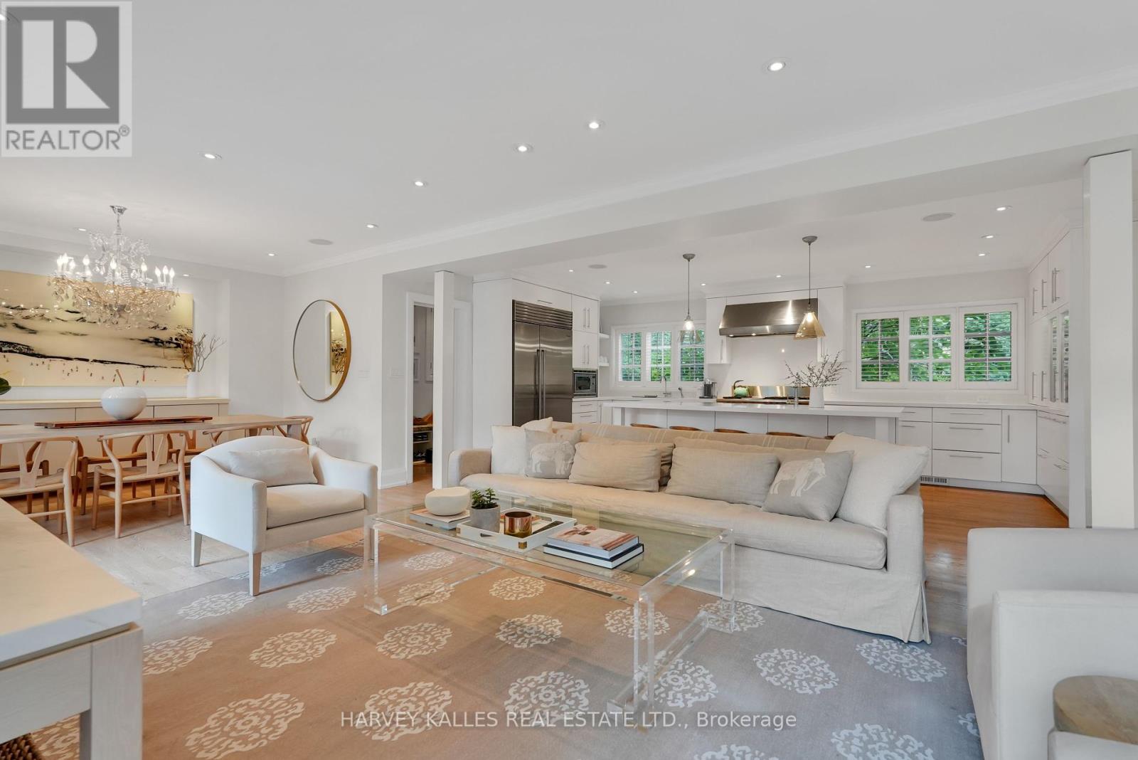Photo 10 of 281 Snowdon Avenue, Toronto ON