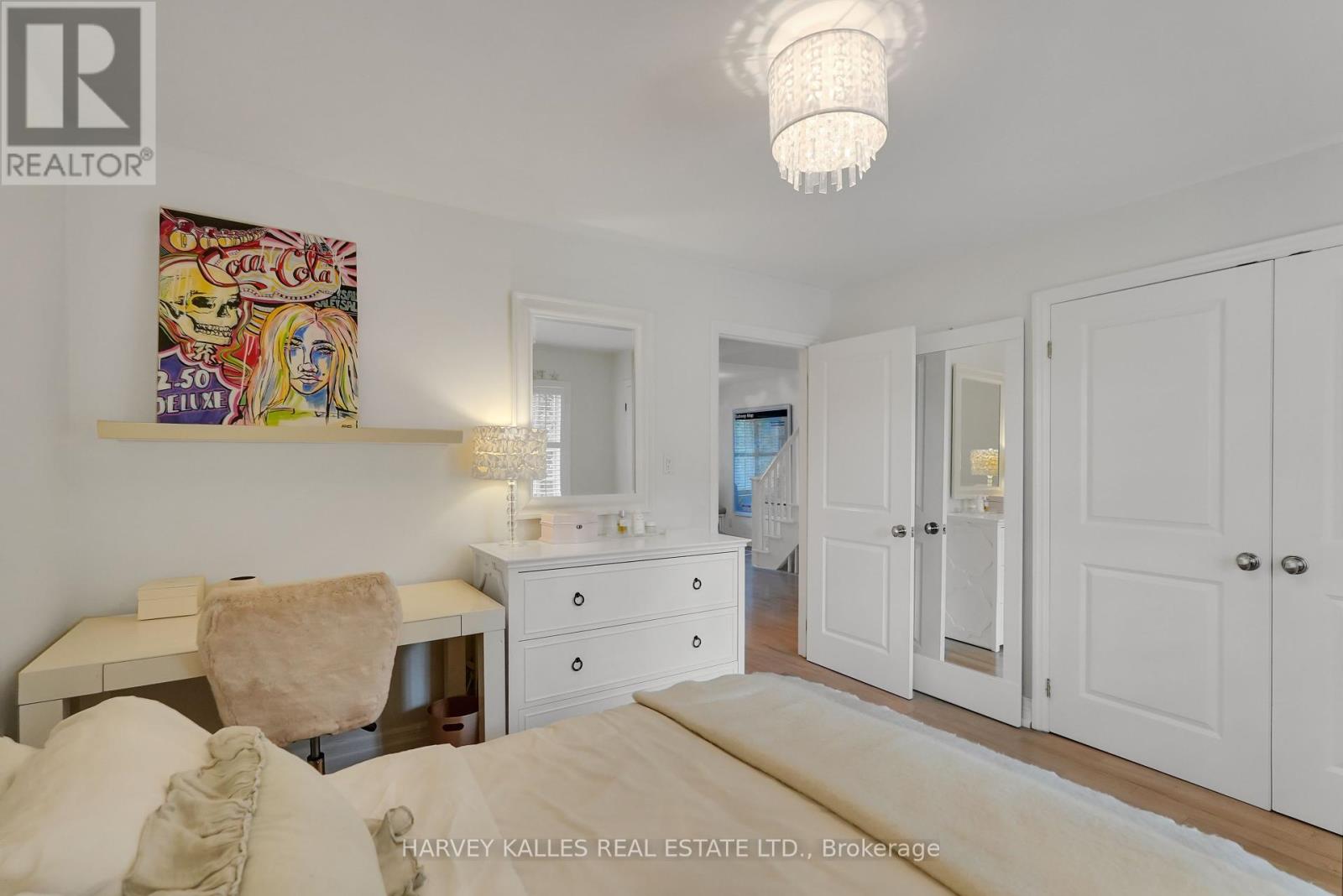 Photo 25 of 281 Snowdon Avenue, Toronto ON