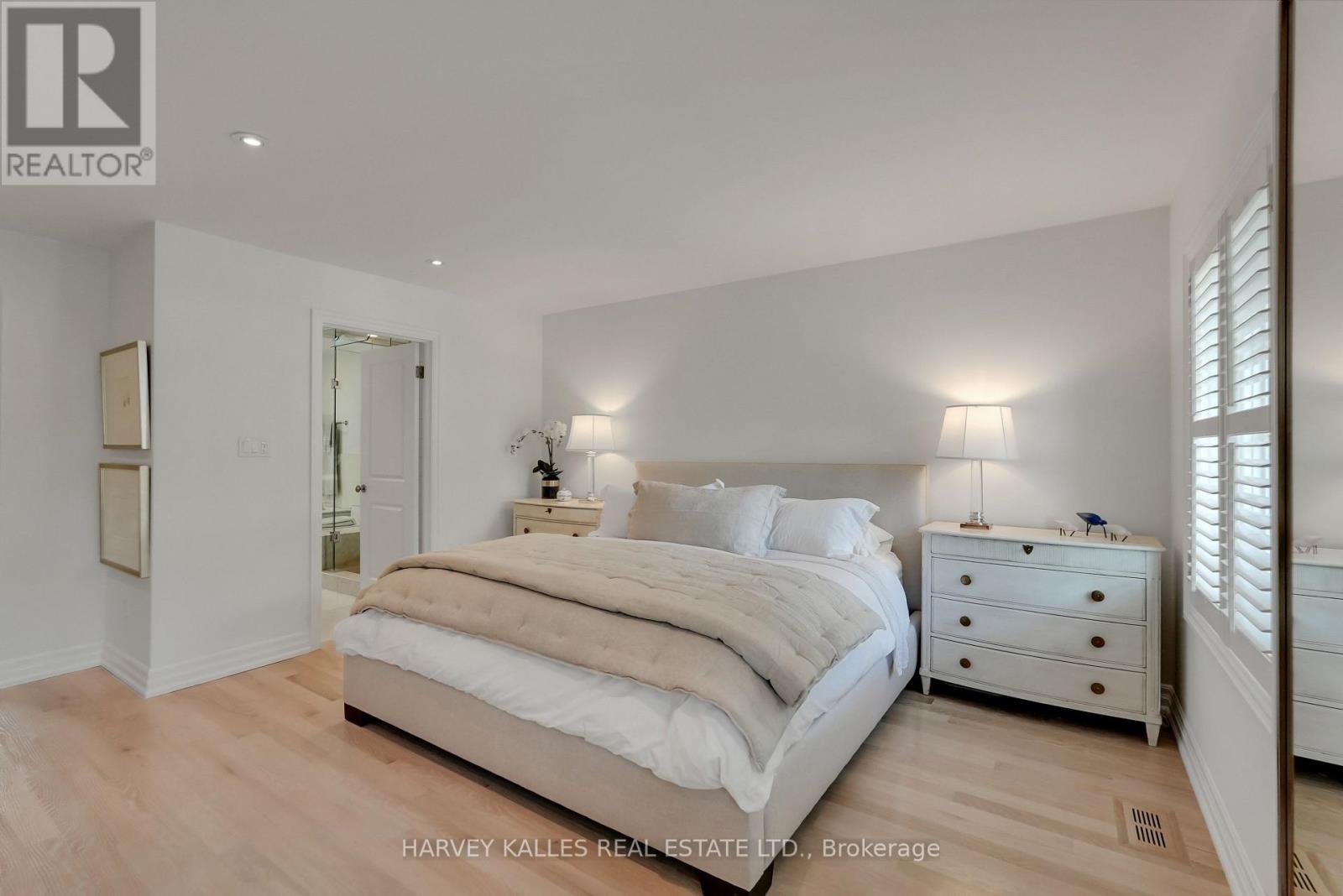 Photo 26 of 281 Snowdon Avenue, Toronto ON