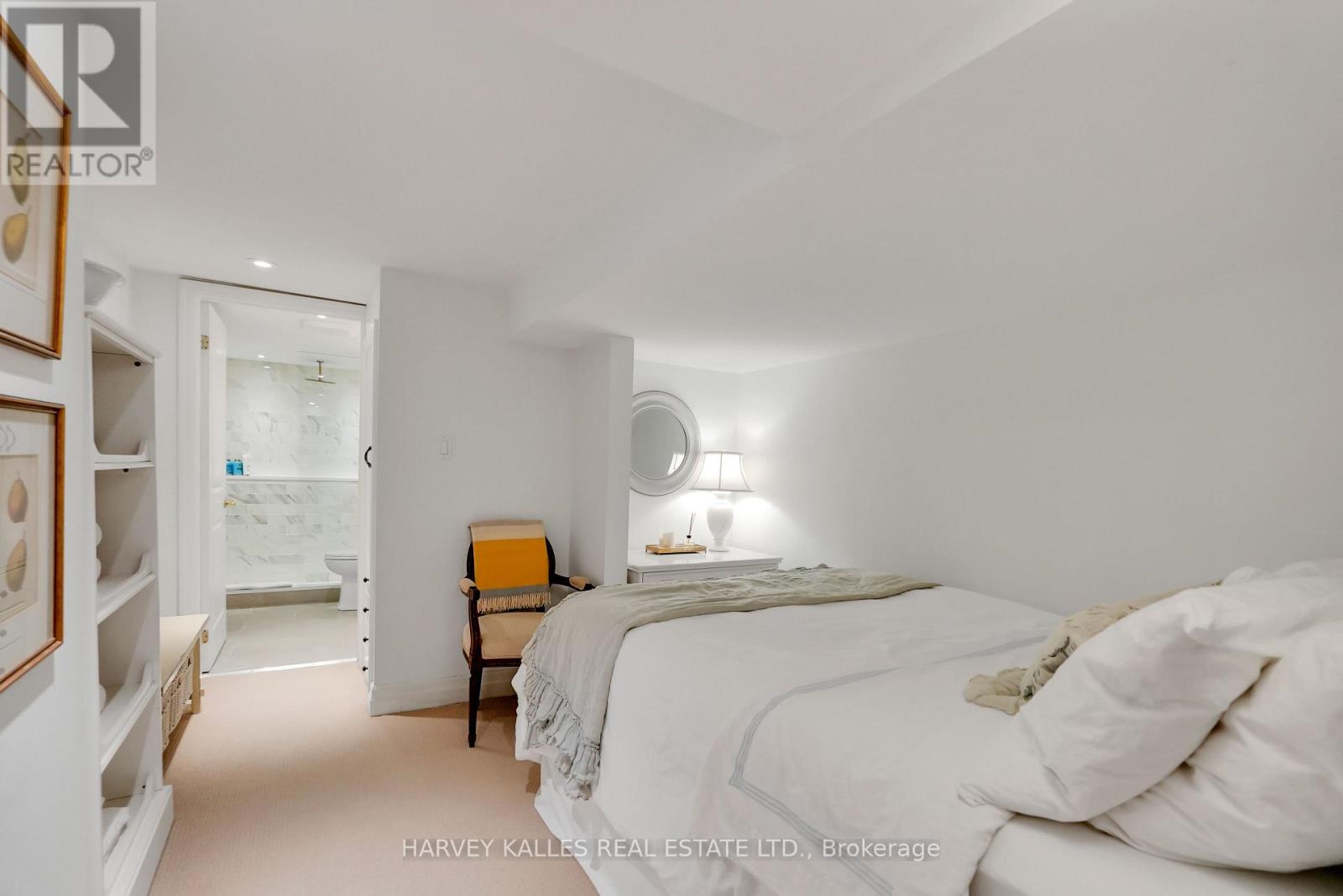 Photo 36 of 281 Snowdon Avenue, Toronto ON