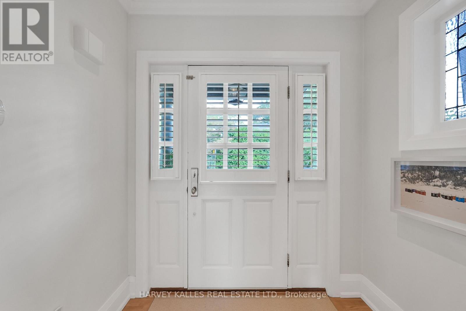 Photo 6 of 281 Snowdon Avenue, Toronto ON