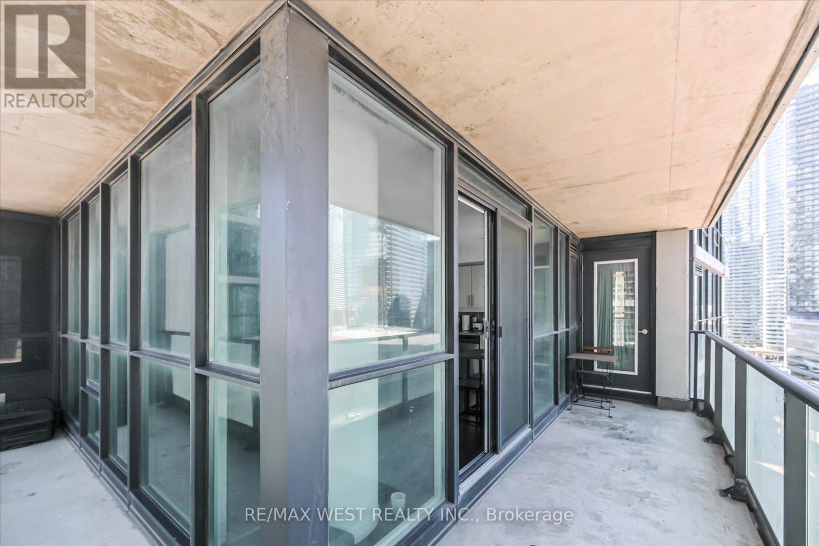 Photo 9 of 1504 33 Bay Street, Toronto ON