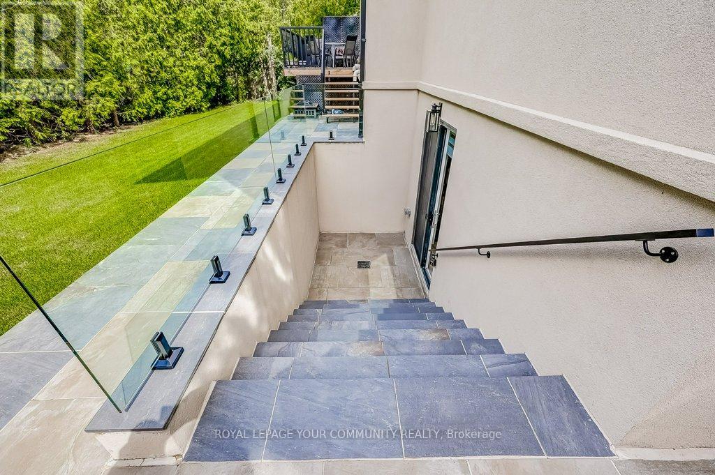 Photo 36 of 2 Hemford Crescent, Toronto ON