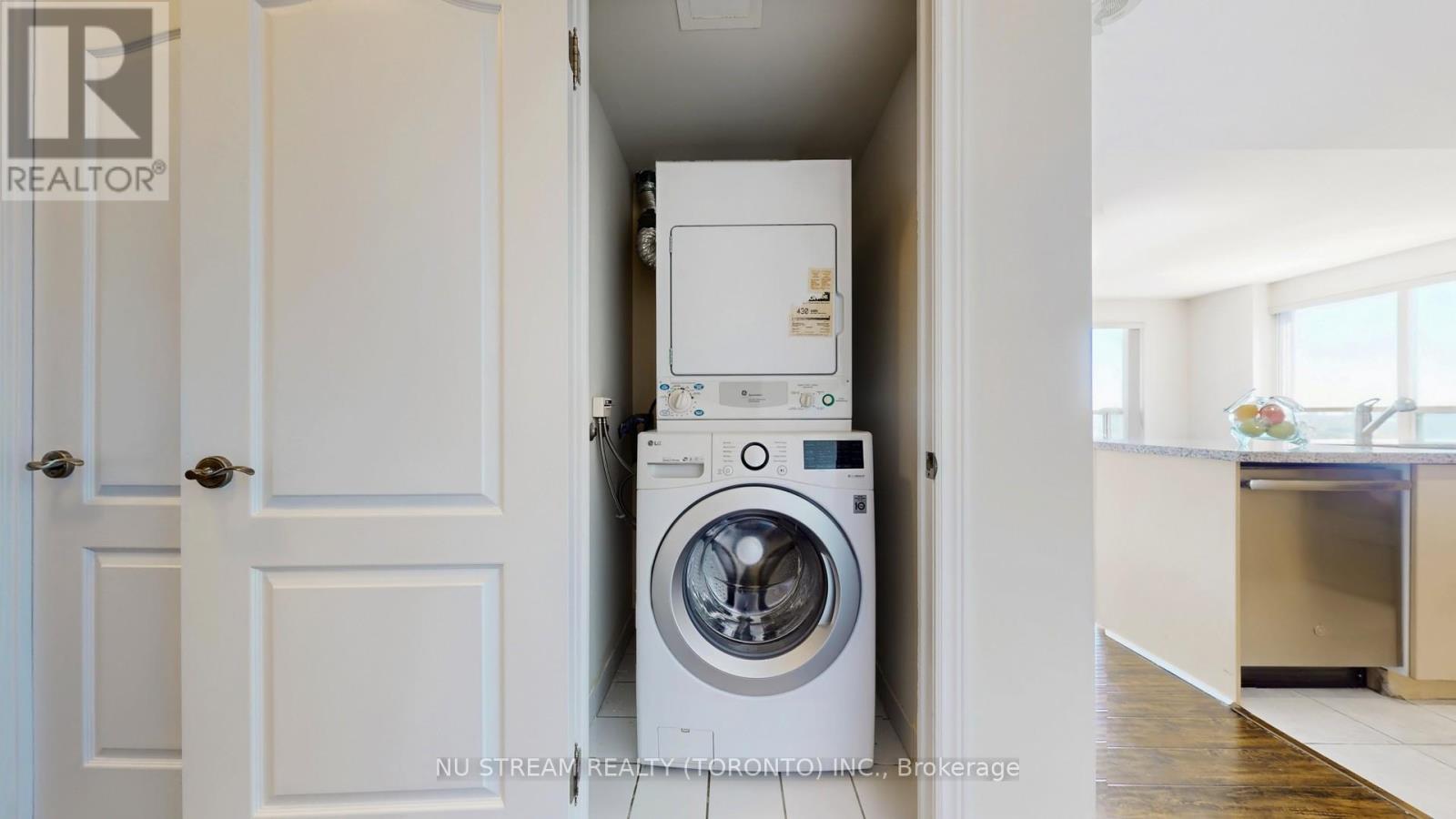 Photo 26 of 1020 62 Suncrest Boulevard, Markham ON