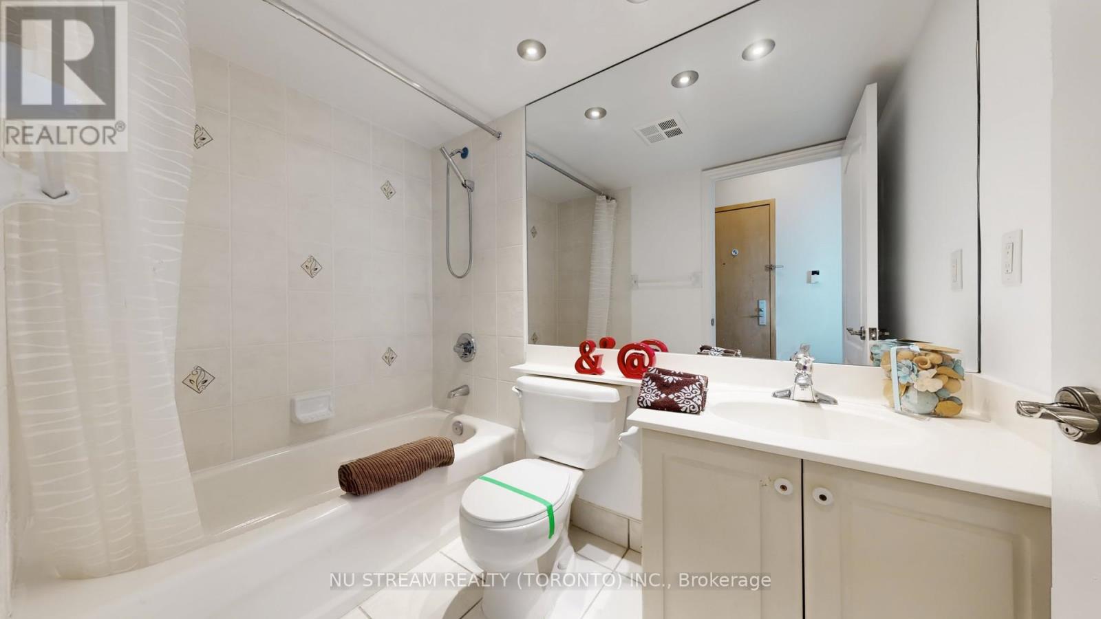 Photo 24 of 1020 62 Suncrest Boulevard, Markham ON