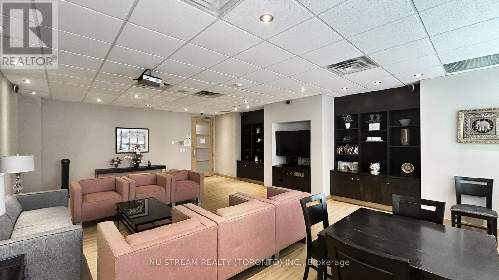 Photo 42 of 1020 62 Suncrest Boulevard, Markham ON