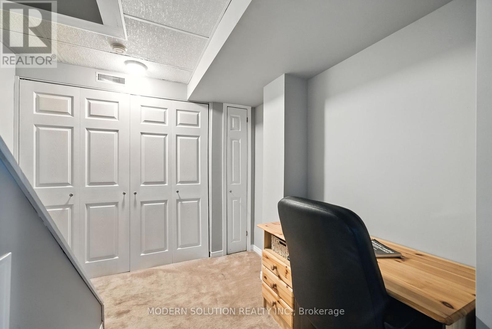 Photo 26 of 99 Creekwood Crescent, Whitby ON