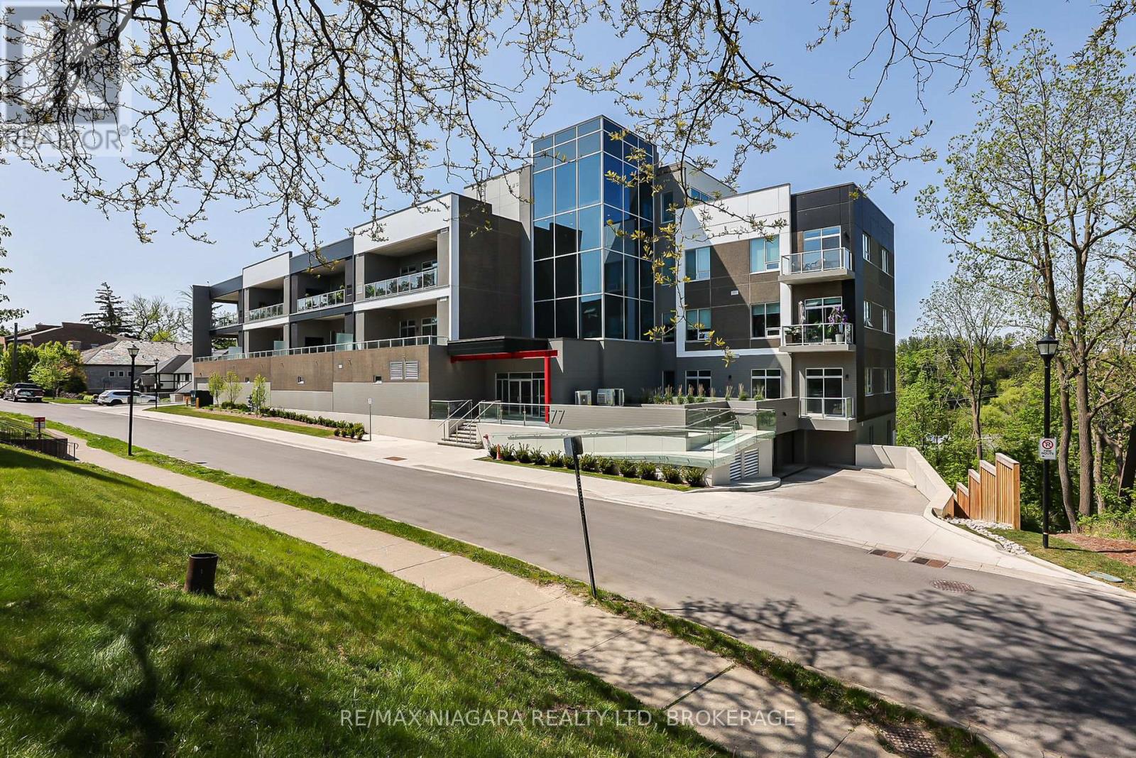 Photo 1 of 505 77 Yates Street, St Catharines ON