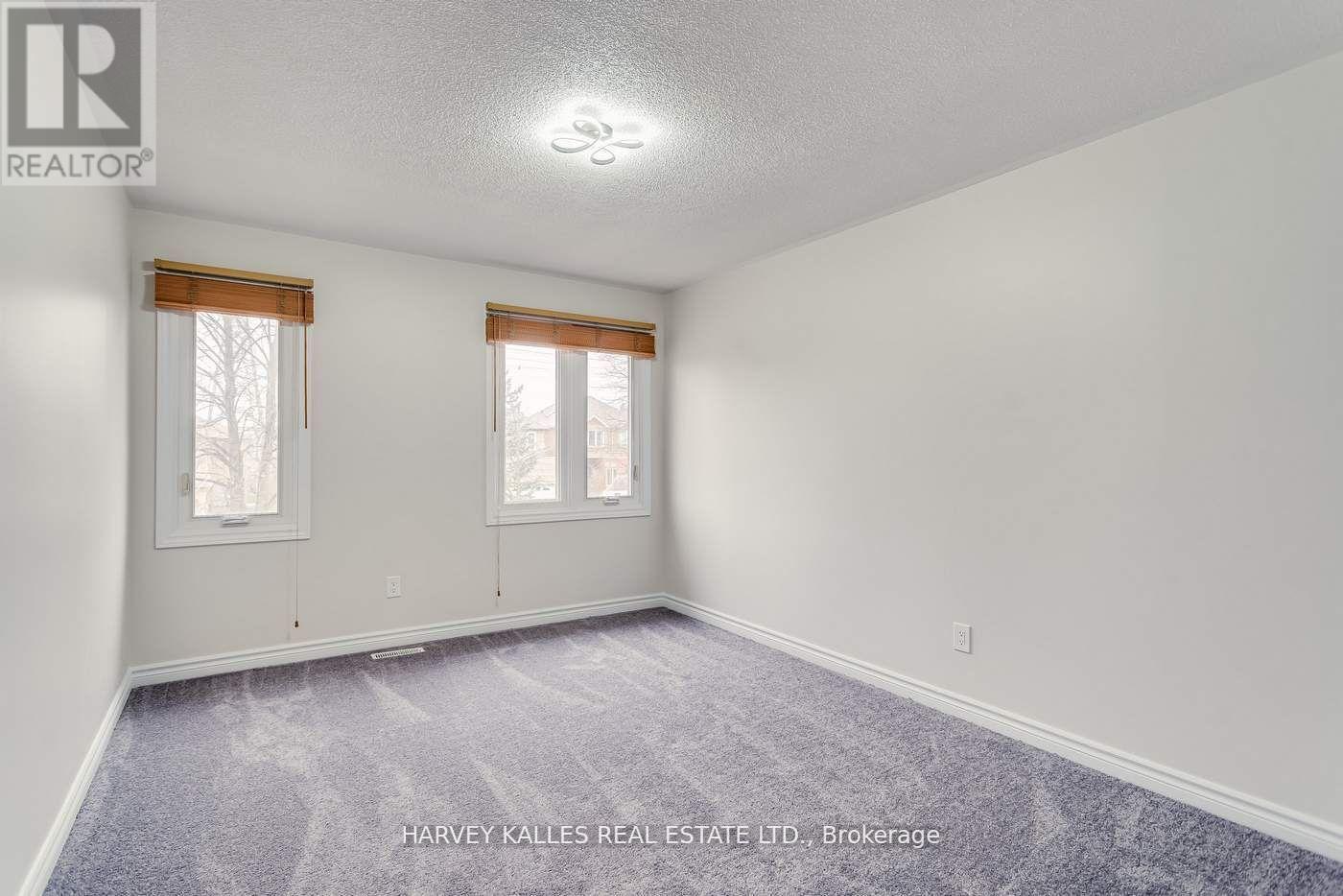 Photo 25 of 67 Venice Crescent, Vaughan ON