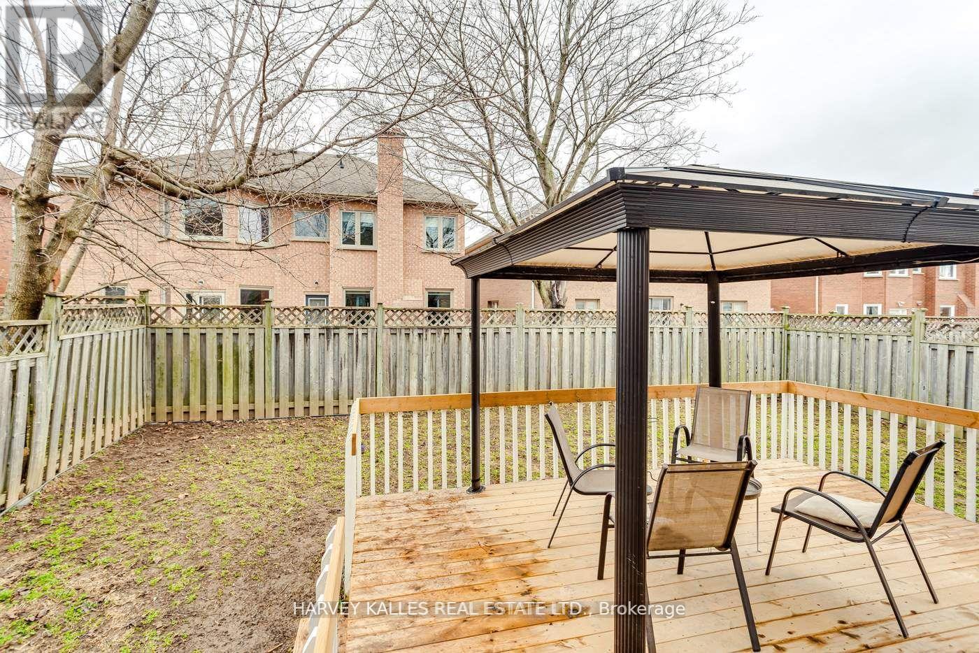 Photo 28 of 67 Venice Crescent, Vaughan ON