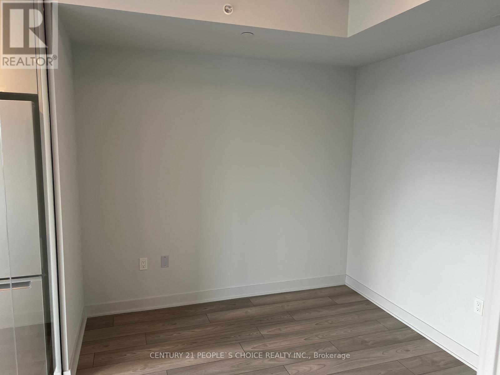 Photo 11 of 2107 2920 Hwy 7 Road W, Vaughan ON
