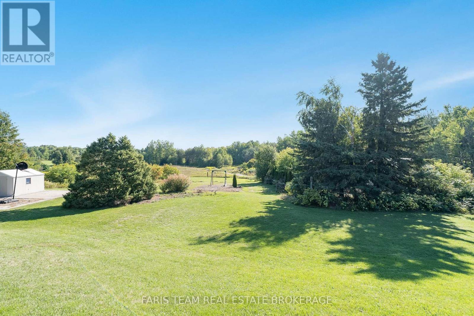 Photo 26 of 6695 10 Side Road, Innisfil ON