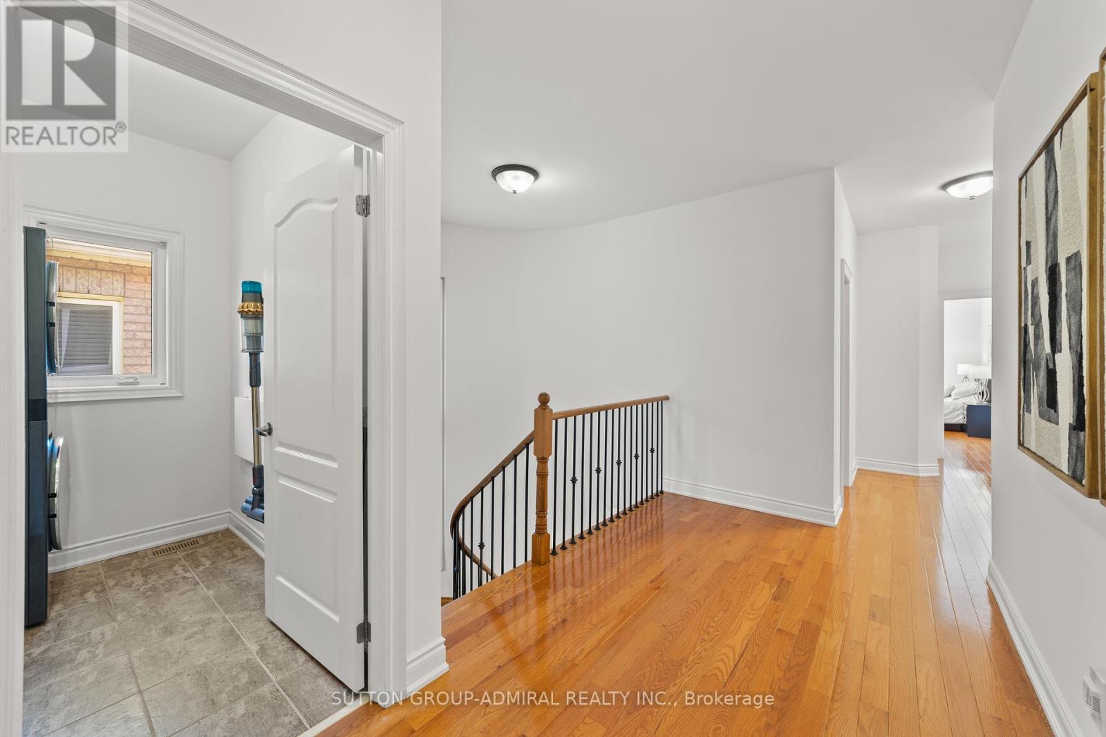 Photo 21 of 166 Ner Israel Drive, Vaughan ON