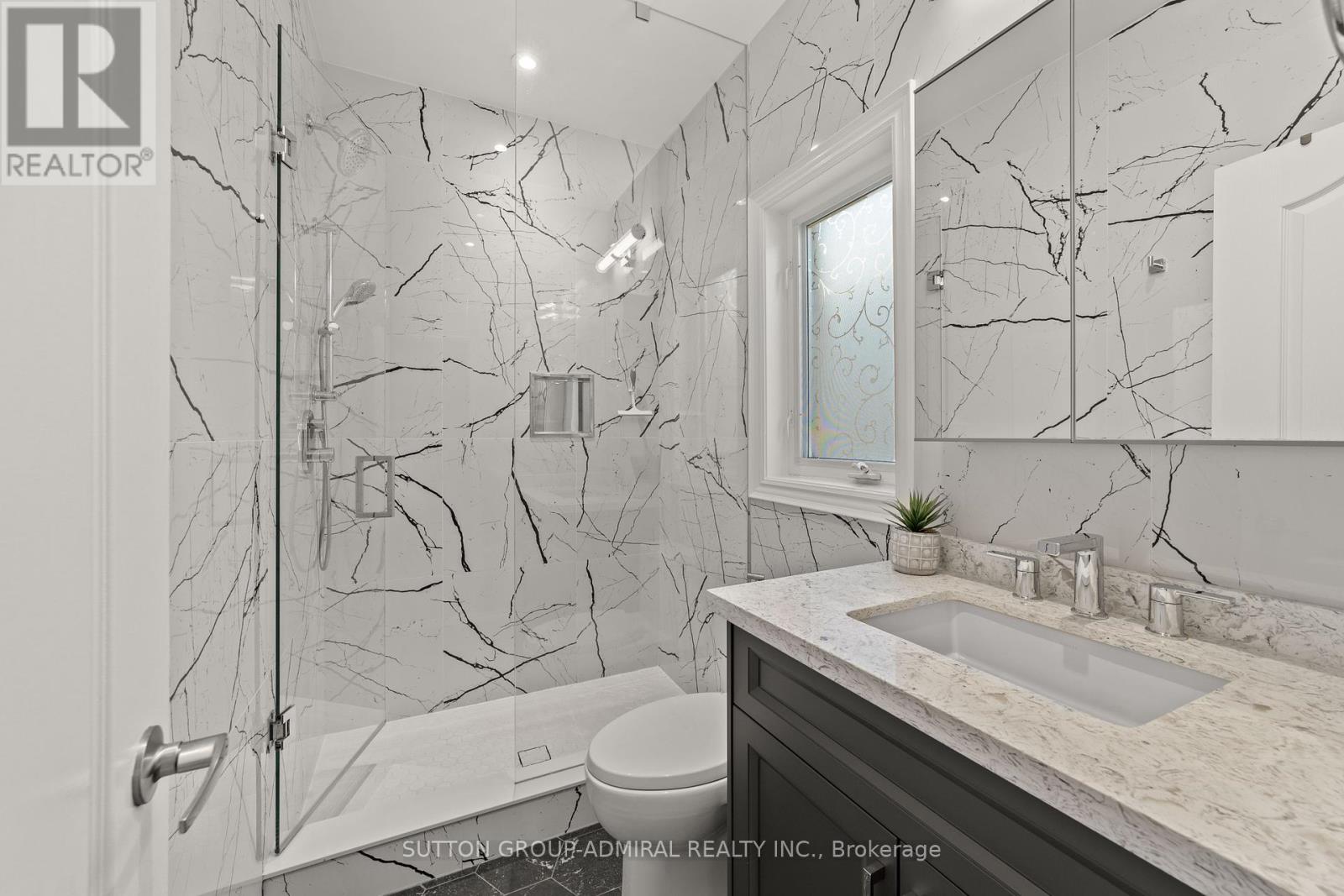 Photo 30 of 166 Ner Israel Drive, Vaughan ON
