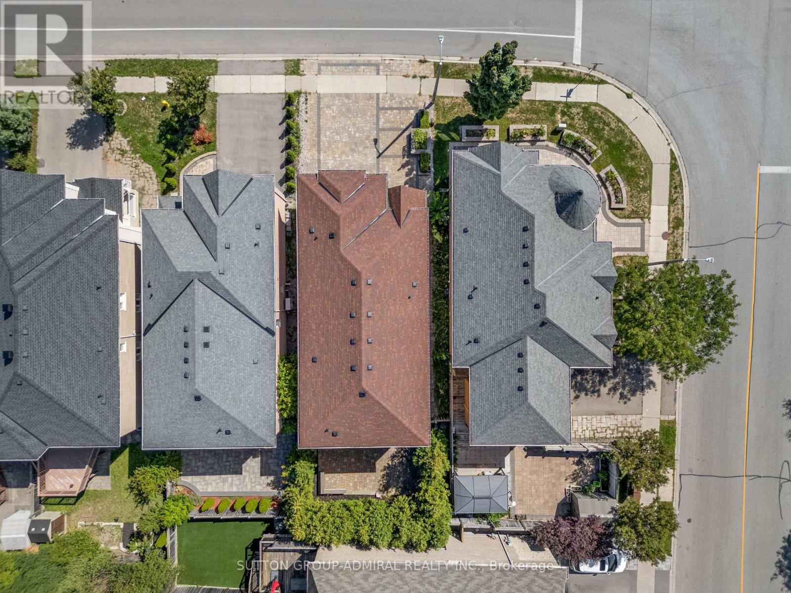 Photo 43 of 166 Ner Israel Drive, Vaughan ON