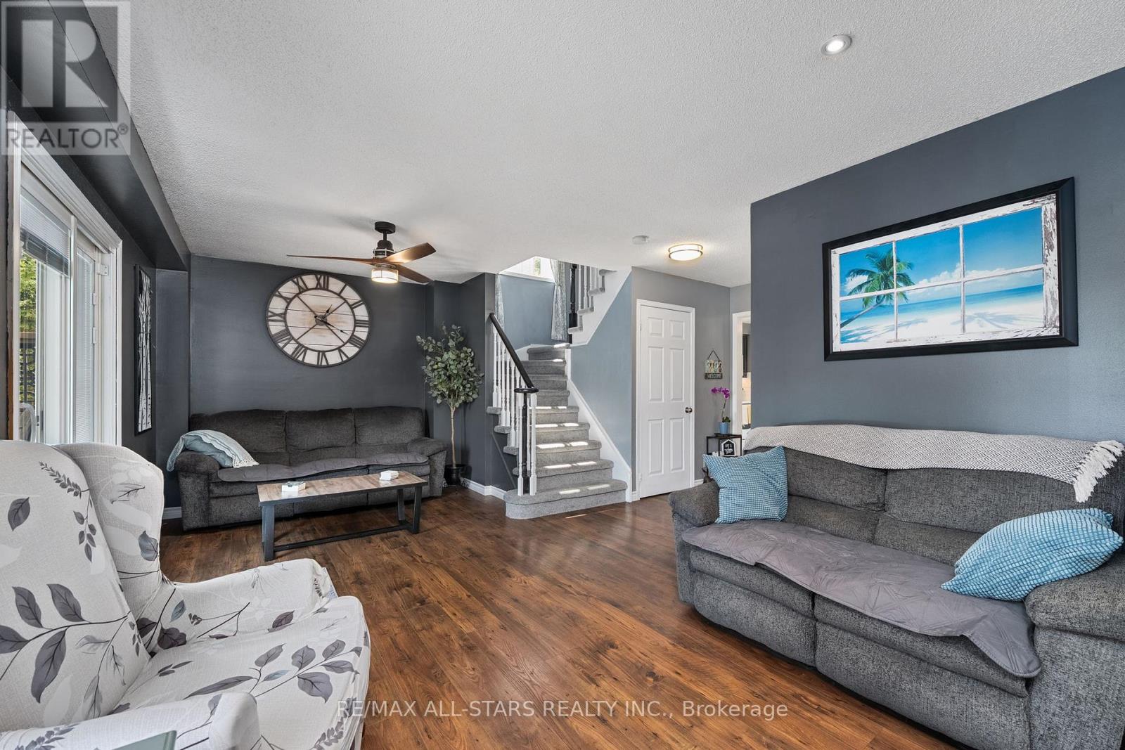 Photo 19 of 41 Sherie Drive, Georgina ON