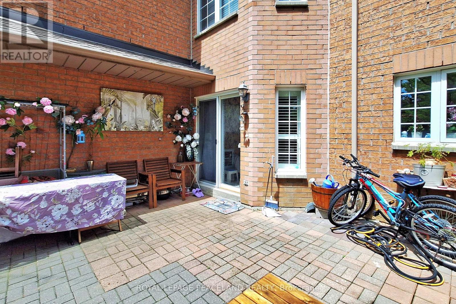 Photo 21 of 3 15 St Moritz Way, Markham ON