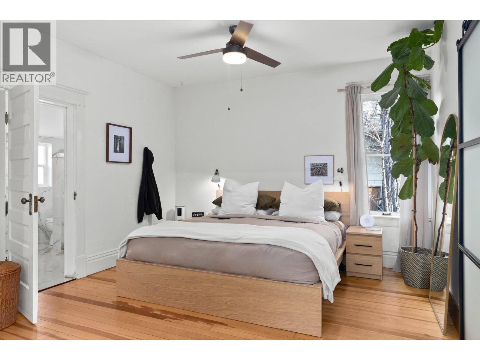 Photo 16 of 784 Lawrence Avenue, Kelowna BC