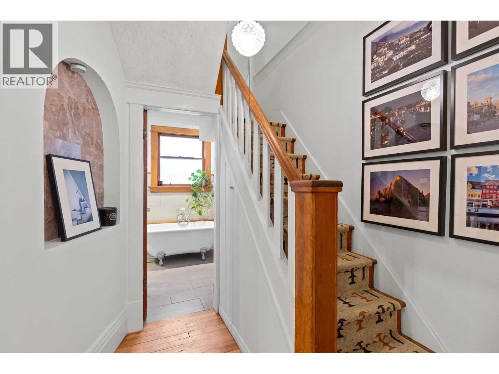 Photo 22 of 784 Lawrence Avenue, Kelowna BC
