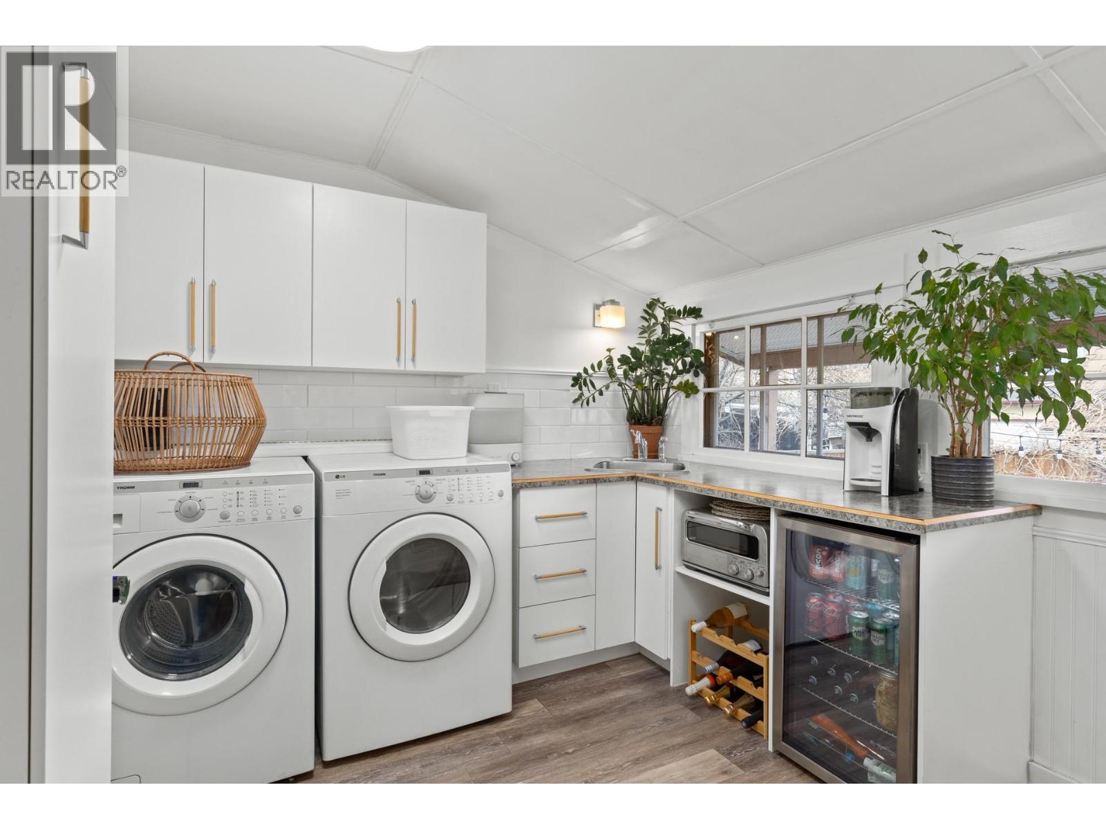 Photo 37 of 784 Lawrence Avenue, Kelowna BC