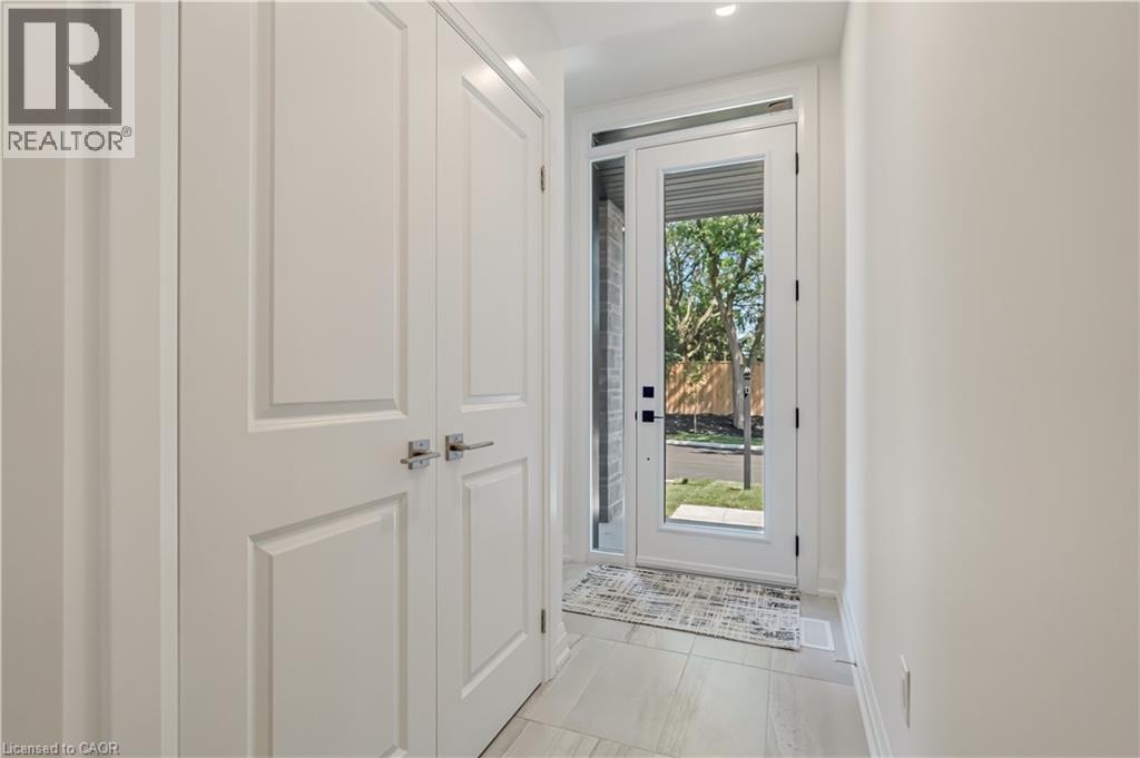 Photo 19 of 2154 Walkers Line Unit 2, Burlington ON
