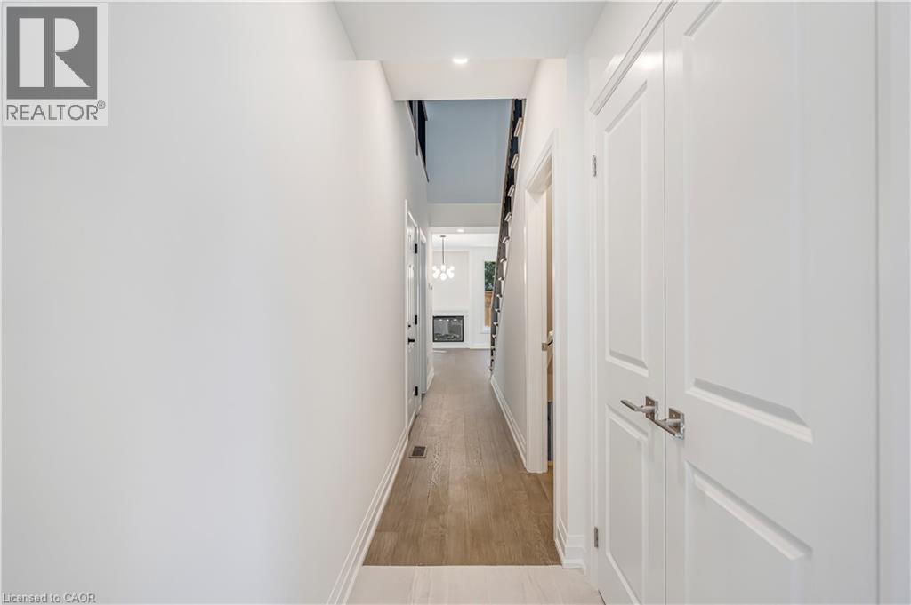Photo 2 of 2154 Walkers Line Unit 2, Burlington ON