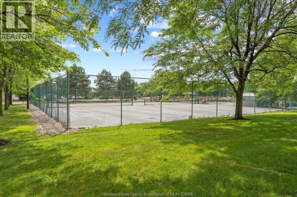 Photo 40 of 315 Village Grove Unit 505, Tecumseh ON