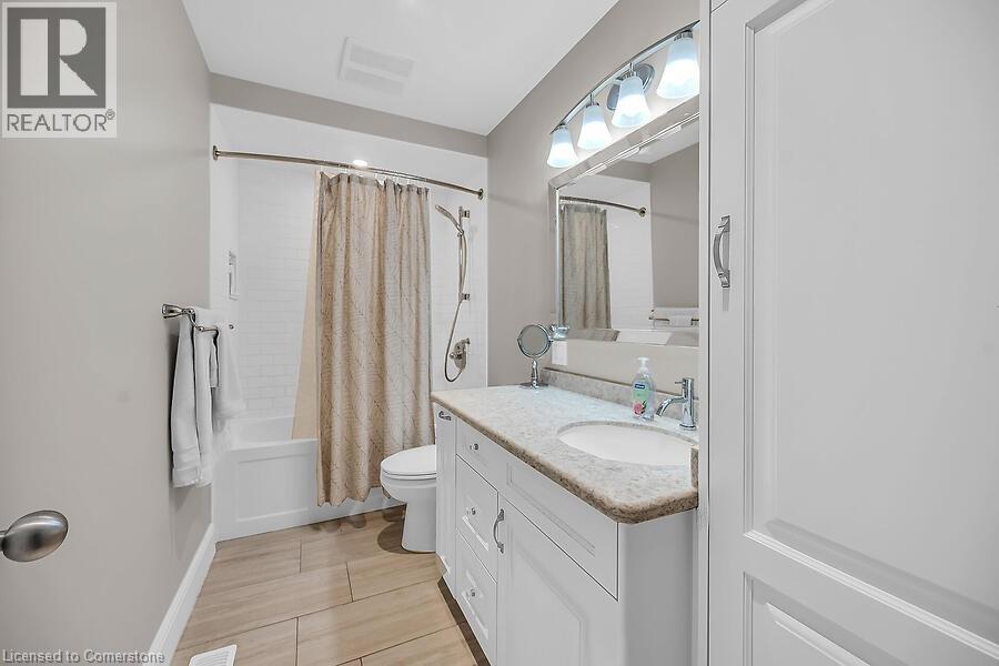 Photo 15 of 1434 Kirk Road, Binbrook ON