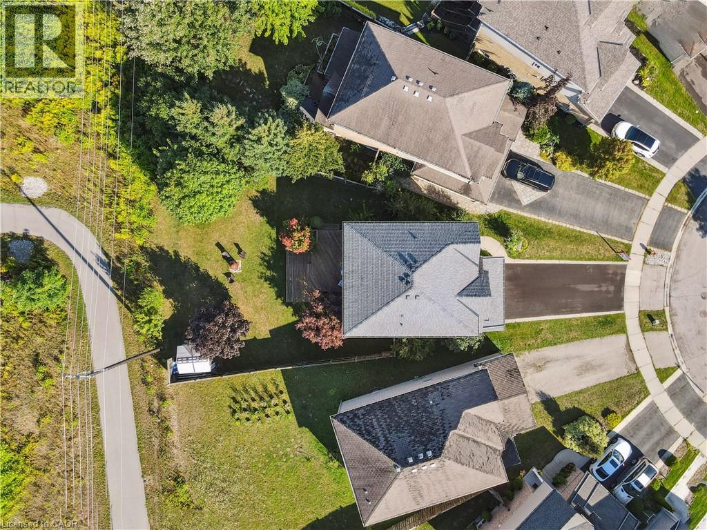 Photo 36 of 957 Banffshire Court, Kitchener ON