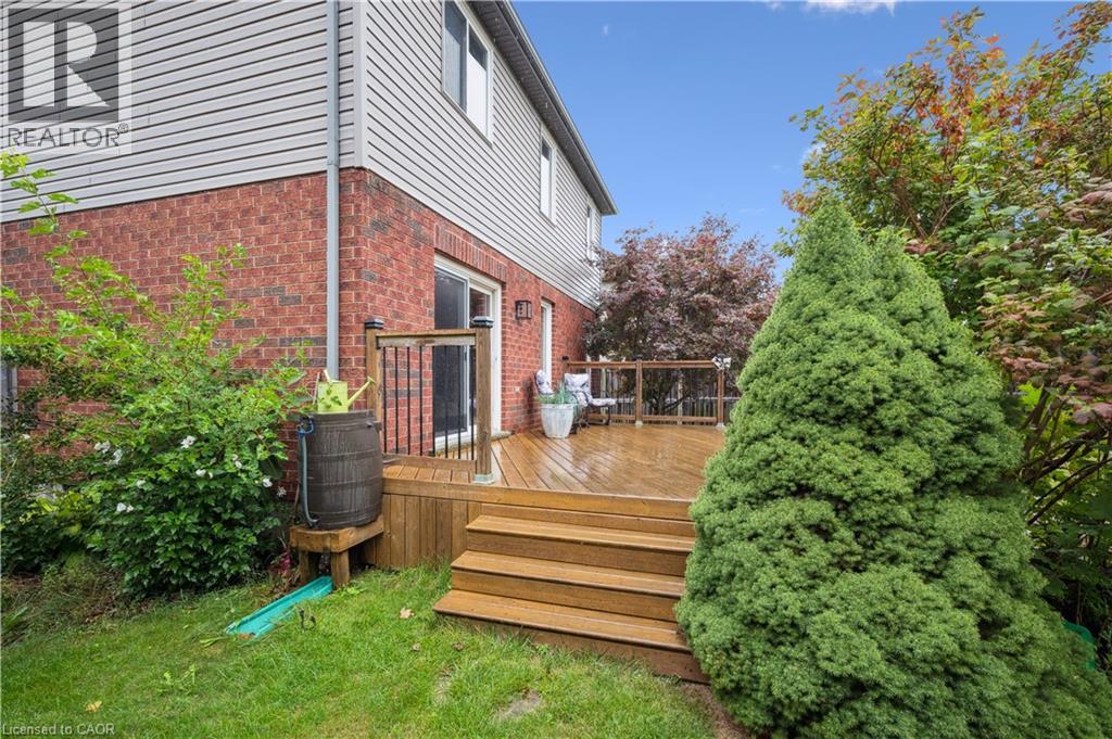 Photo 27 of 957 Banffshire Court, Kitchener ON