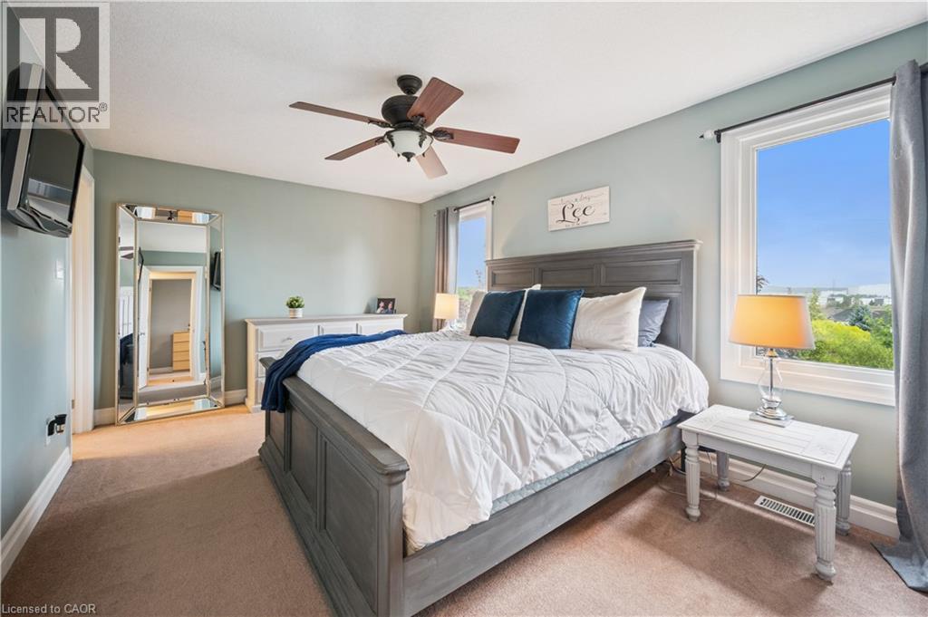 Photo 24 of 957 Banffshire Court, Kitchener ON